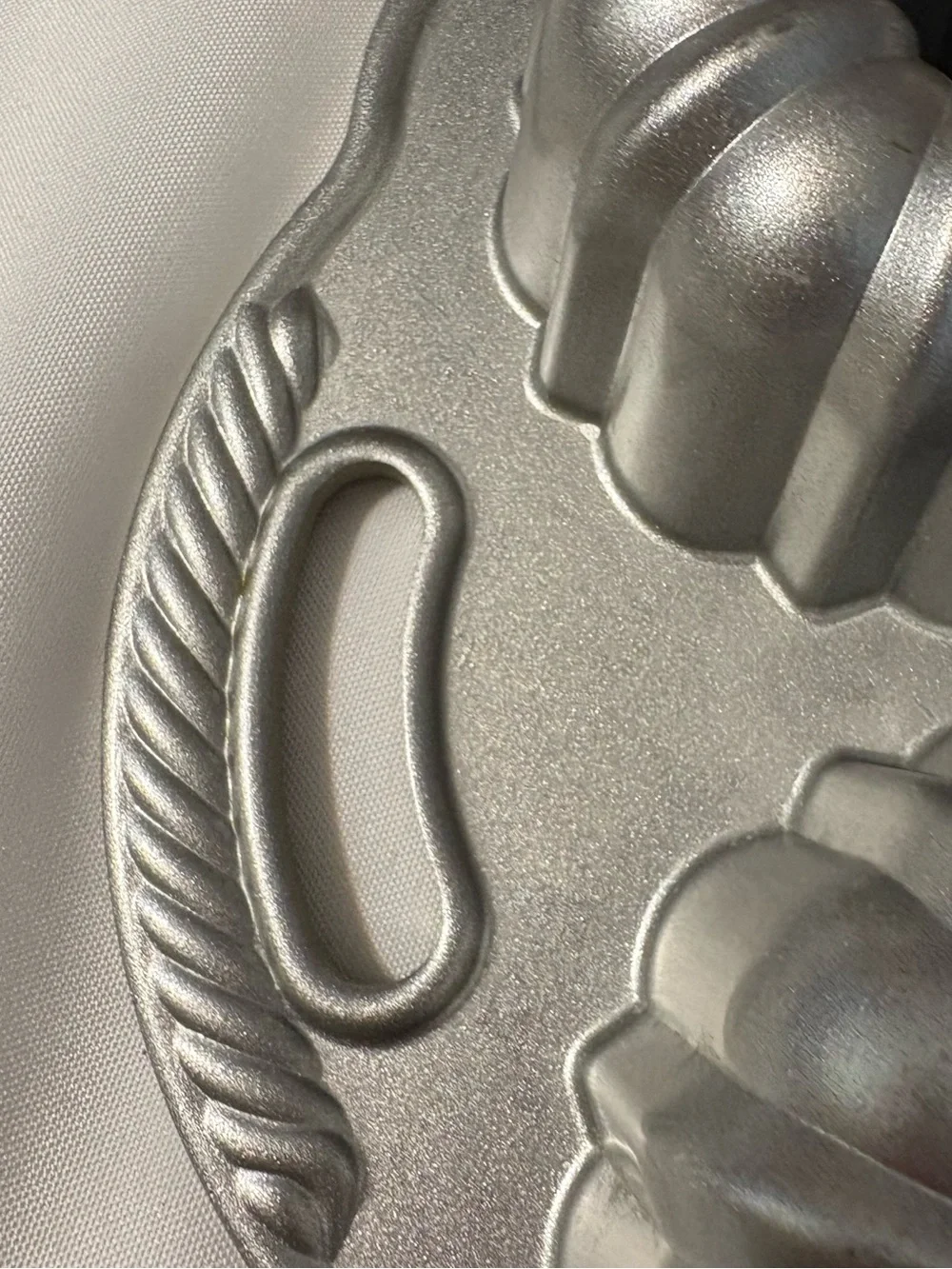Nordic Ware bake six